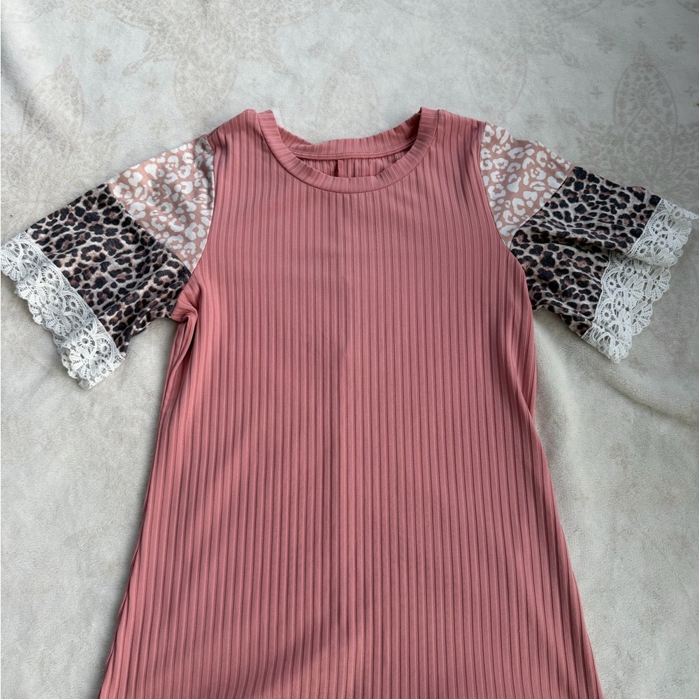 Pink Ribbed Dress with Leopard Lace Sleeves